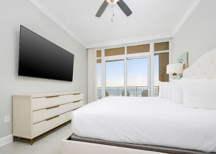 Phoenix Gulf Towers 808 Apartment *