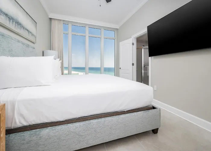 Phoenix Gulf Towers 808 Apartment *