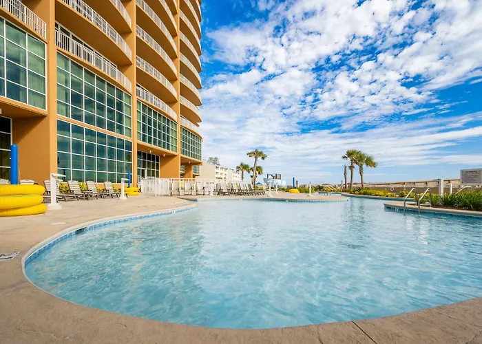 Phoenix Gulf Towers 808 Apartment