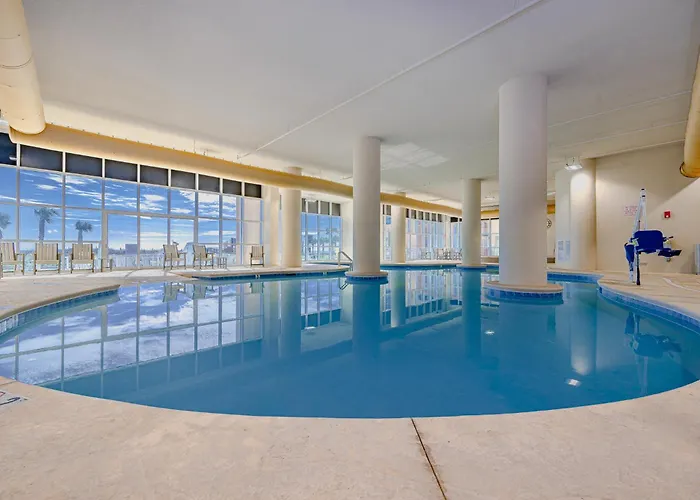 Phoenix Gulf Towers 808 Apartment *