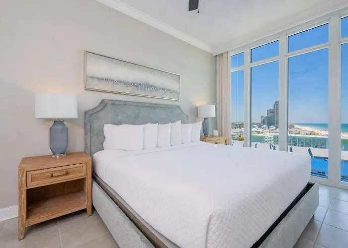 Phoenix Gulf Towers 808 Apartment *